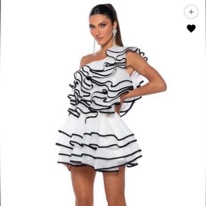 Akira lyla ruffle white black dress